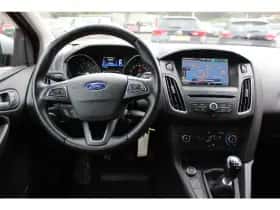 Ford Focus (2015) thumbnail 8