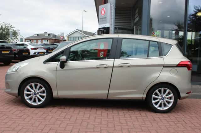 Ford B-Max (2016) thumbnail 2