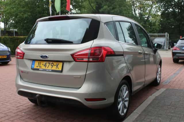 Ford B-Max (2016) thumbnail 5