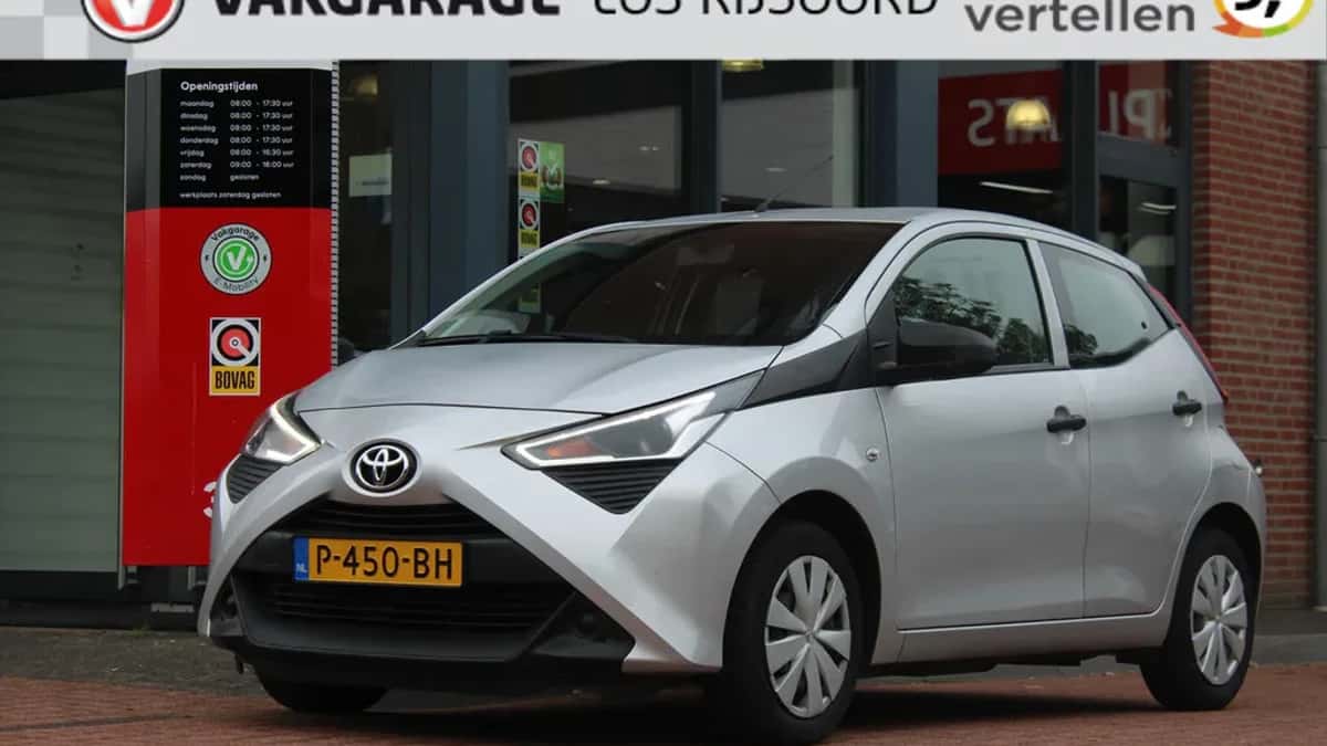 Toyota Aygo (2022) — foto 1