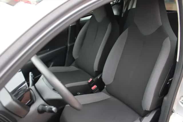 Toyota Aygo (2022) thumbnail 11