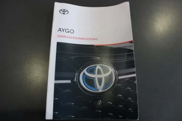 Toyota Aygo (2022) thumbnail 14