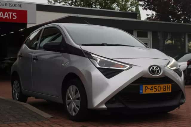 Toyota Aygo (2022) thumbnail 6