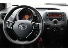 Toyota Aygo (2022) thumbnail 7
