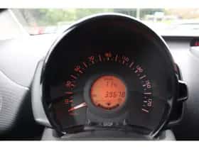 Toyota Aygo (2022) thumbnail 8