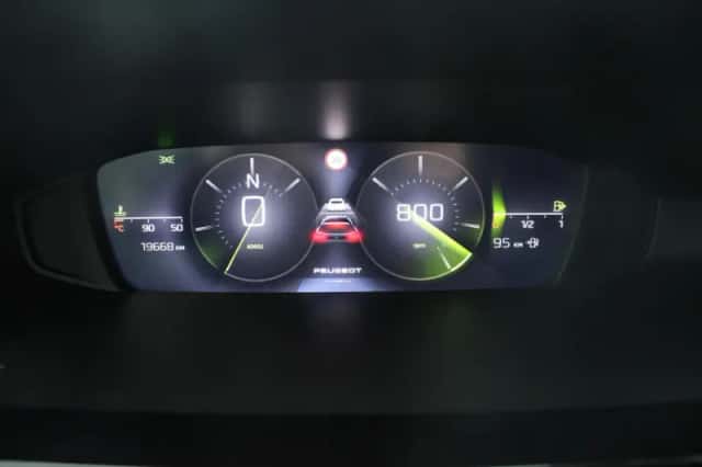 Peugeot 308 (2022) thumbnail 16