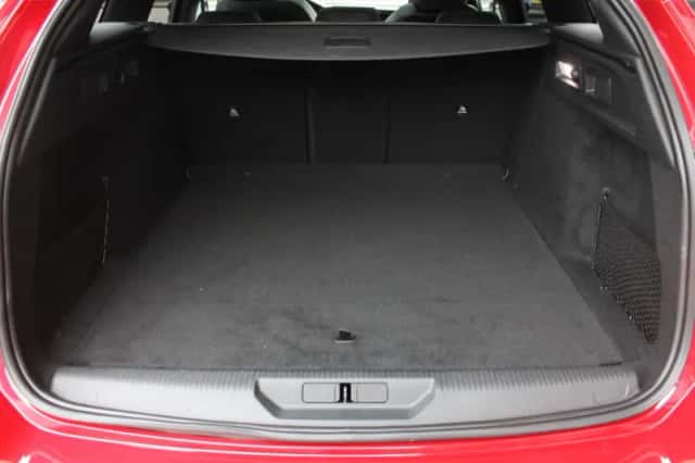Peugeot 308 (2022) thumbnail 19