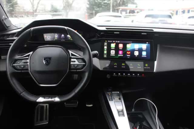Peugeot 308 (2022) thumbnail 9