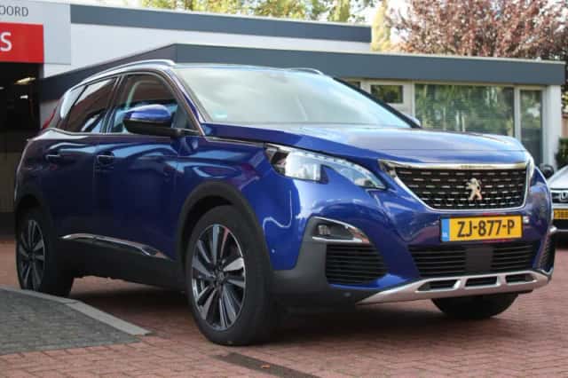 Peugeot 3008 (2019) thumbnail 6