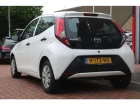 Toyota Aygo (2020) thumbnail 3