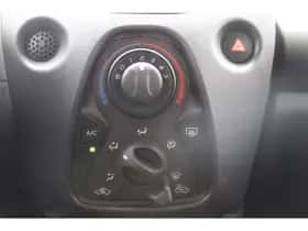 Toyota Aygo (2020) thumbnail 10