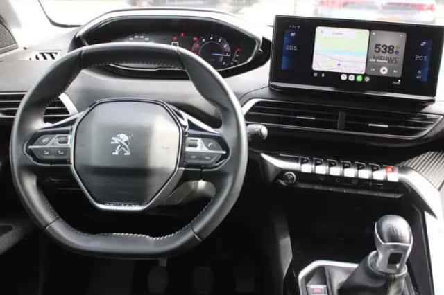 Peugeot 3008 (2021) thumbnail 7