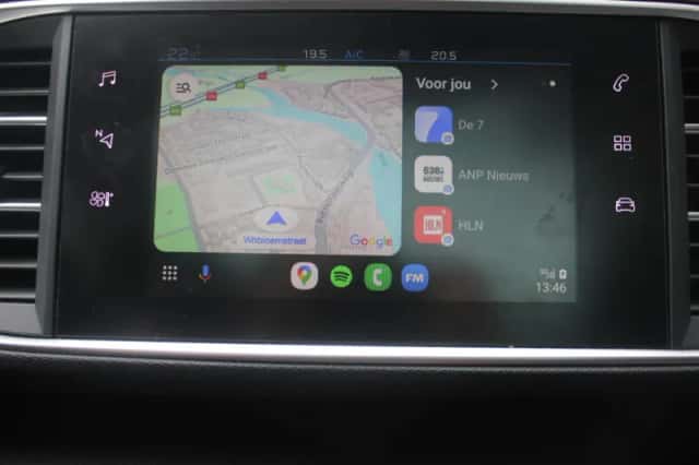 Peugeot 308 (2019) thumbnail 9