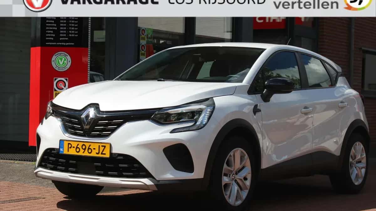 Renault Captur (2022) — foto 1