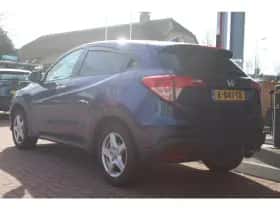 Honda HR-V (2015) thumbnail 3