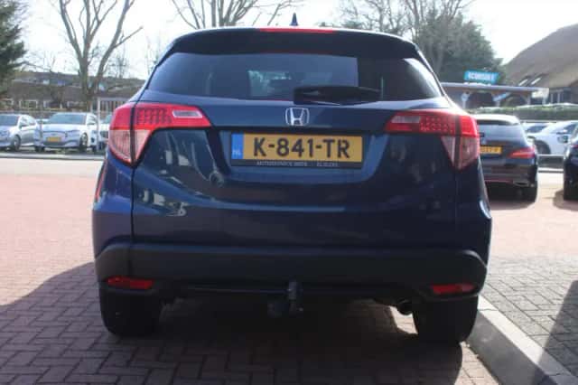 Honda HR-V (2015) thumbnail 4