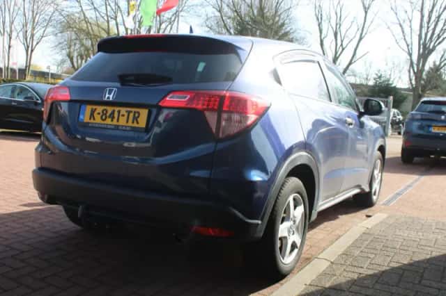 Honda HR-V (2015) thumbnail 5