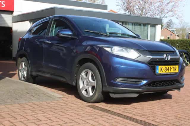 Honda HR-V (2015) thumbnail 6