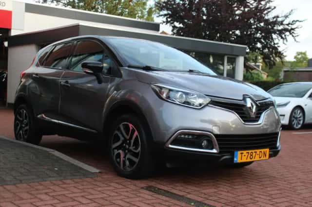 Renault Captur (2016) thumbnail 6