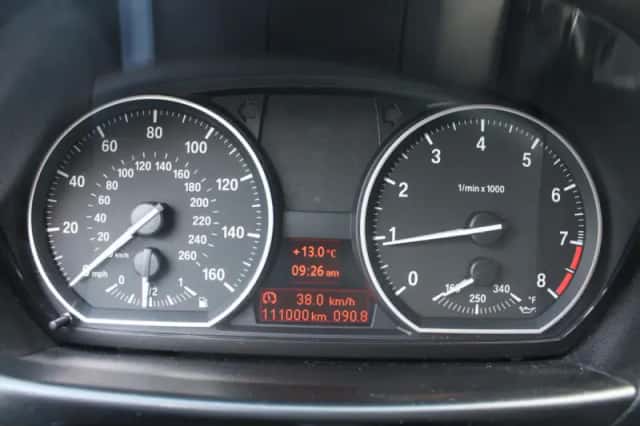 BMW 1-Serie (2012) thumbnail 11