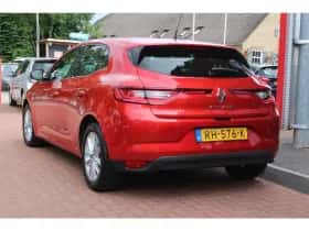 Renault Mégane (2017) thumbnail 3
