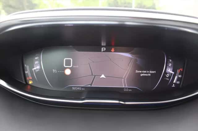 Peugeot 3008 (2022) thumbnail 12
