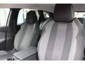 Peugeot 3008 (2022) thumbnail 15