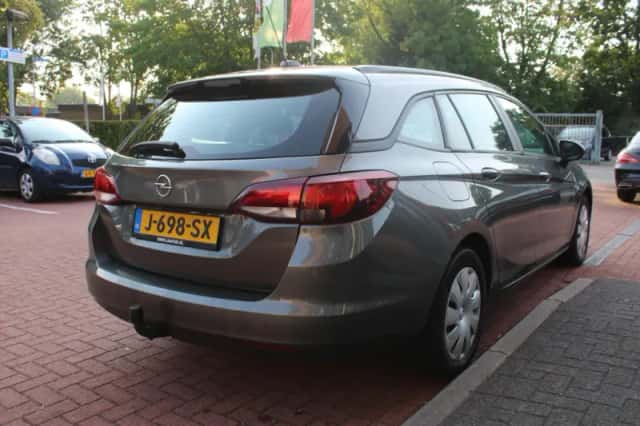Opel Astra (2020) thumbnail 5