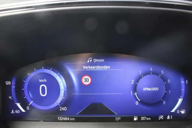Ford Focus (2021) thumbnail 9