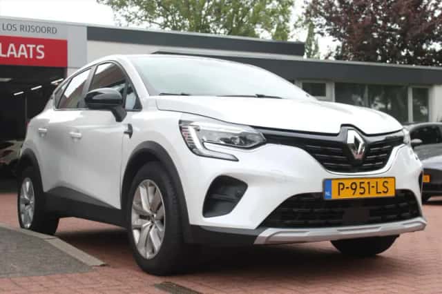 Renault Captur (2022) thumbnail 6