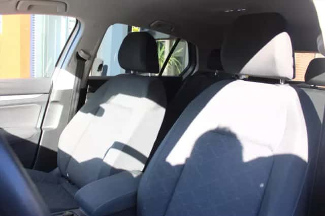 Volkswagen Golf (2022) thumbnail 13