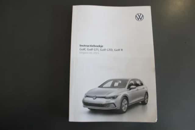 Volkswagen Golf (2022) thumbnail 16