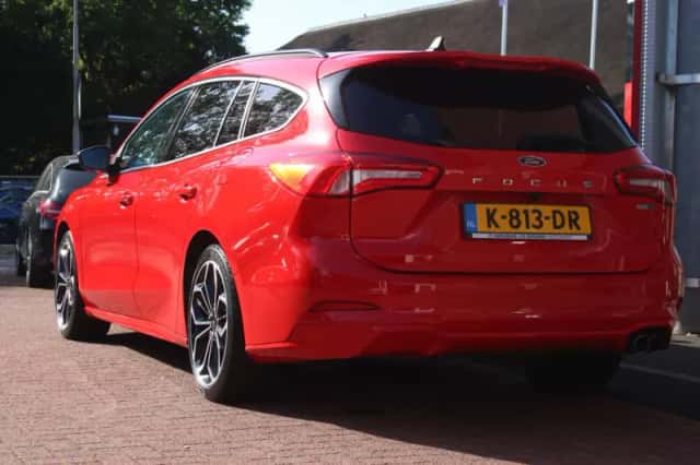 Ford Focus (2020) thumbnail 4