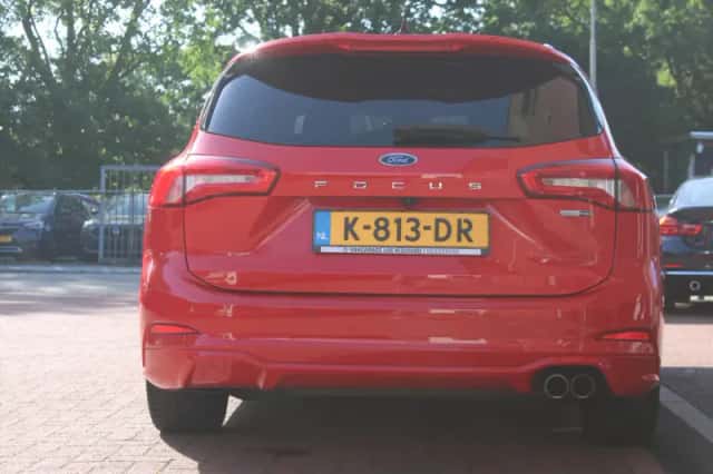 Ford Focus (2020) thumbnail 5