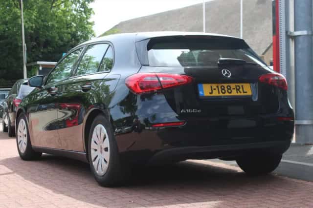 Mercedes-Benz A-Klasse (2020) thumbnail 3