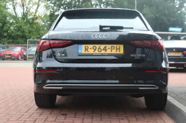 Audi A3 (2022) thumbnail 4