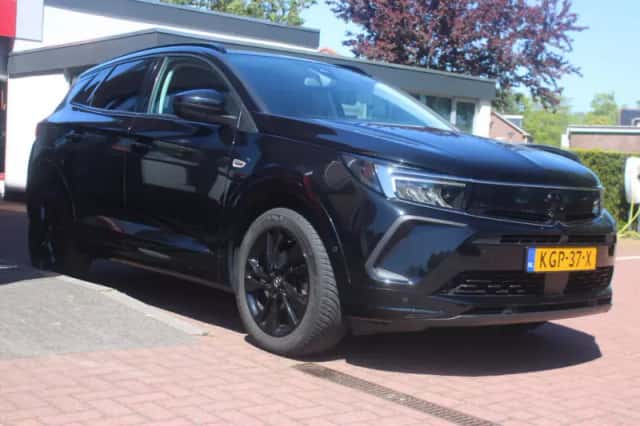 Opel Grandland (2022) thumbnail 6