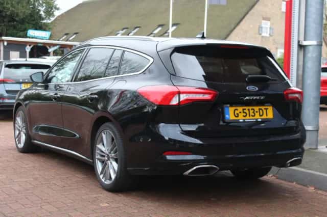 Ford Focus (2019) thumbnail 3