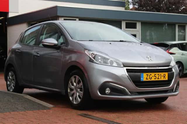 Peugeot 208 (2019) thumbnail 6