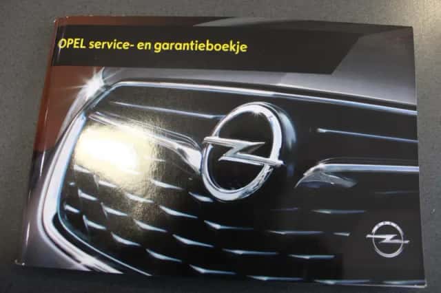 Opel Corsa (2017) thumbnail 16