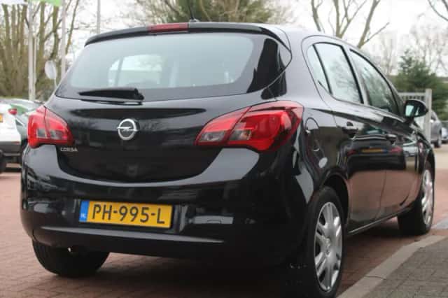 Opel Corsa (2017) thumbnail 5