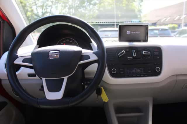 SEAT Mii (2014) thumbnail 7