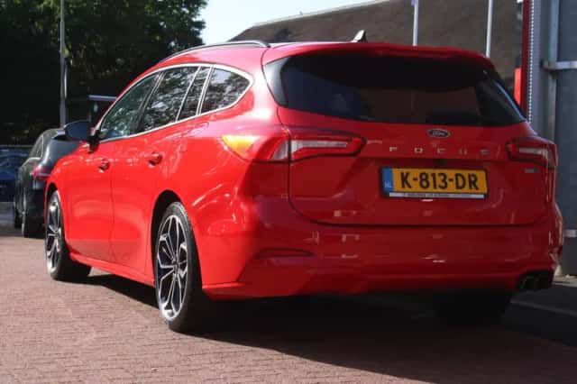 Ford Focus (2020) thumbnail 4