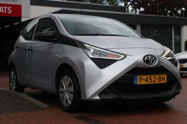Toyota Aygo (2022) thumbnail 6