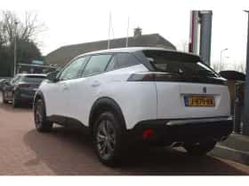 Peugeot 2008 (2020) thumbnail 3