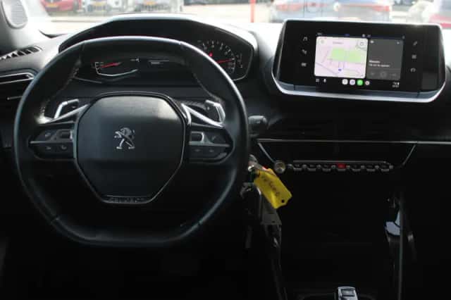 Peugeot 2008 (2020) thumbnail 7