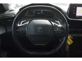 Peugeot 2008 (2020) thumbnail 8