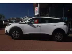 Peugeot 2008 (2021) thumbnail 2