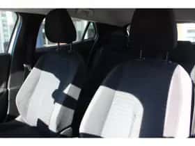 Peugeot 2008 (2021) thumbnail 15