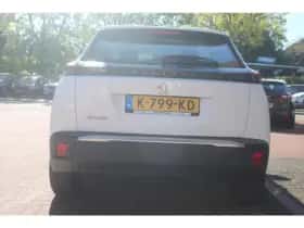 Peugeot 2008 (2021) thumbnail 4